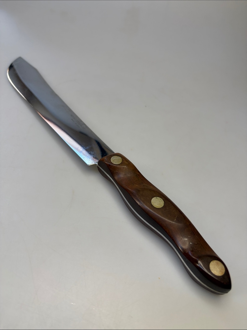 Vintage Cutco No. 22 13" Long Butcher Knife De-Bone Brown Swirl Handle USA